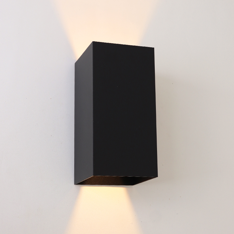 Moderne buiten wandlamp met schemersensor zwart, Dion, IP65