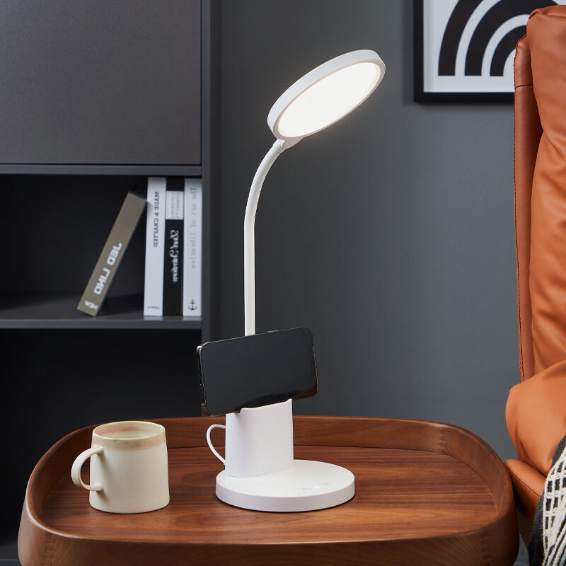Witte tafellamp kunststof, Vinnie, 2,1W, warm tot koud wit verstelbare LED, 3-staps dimbaar