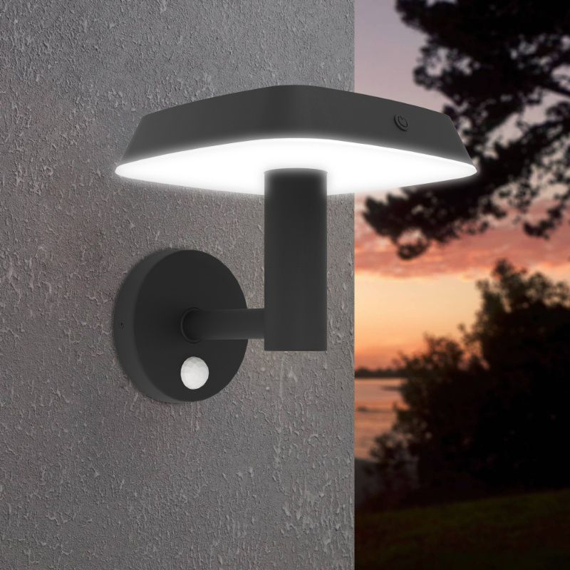 Zwarte buiten wandlamp op zonne-energie kunststof, Ingemar, 8,5W, 3000K LED, IP65
