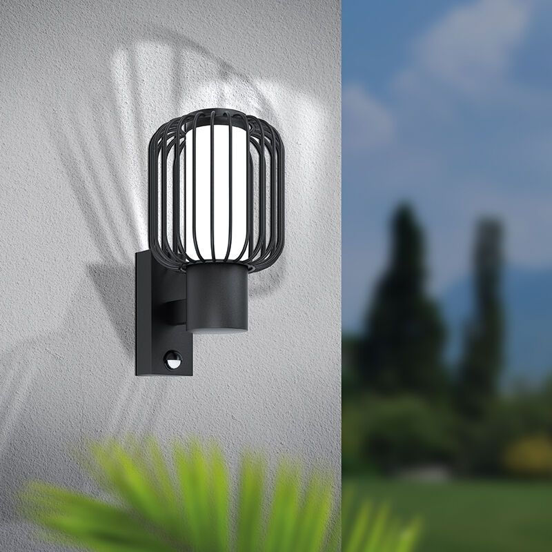 Zwarte moderne buitenlamp met bewegingssensor, Latife, staal, met bewegingssensor