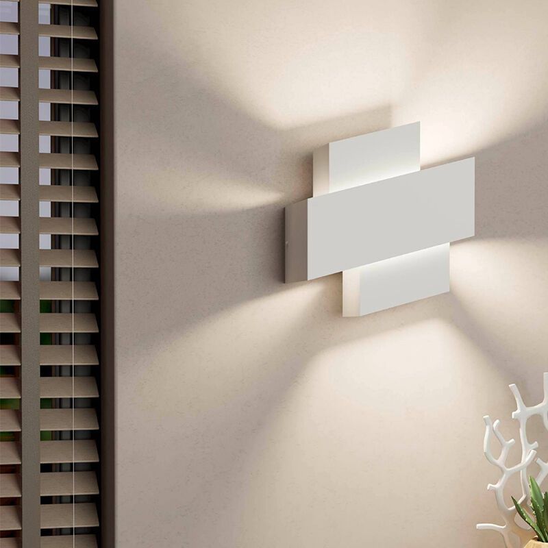 Witte design wandlamp aluminium, Kylie Witte design wandlamp aluminium, Kylie