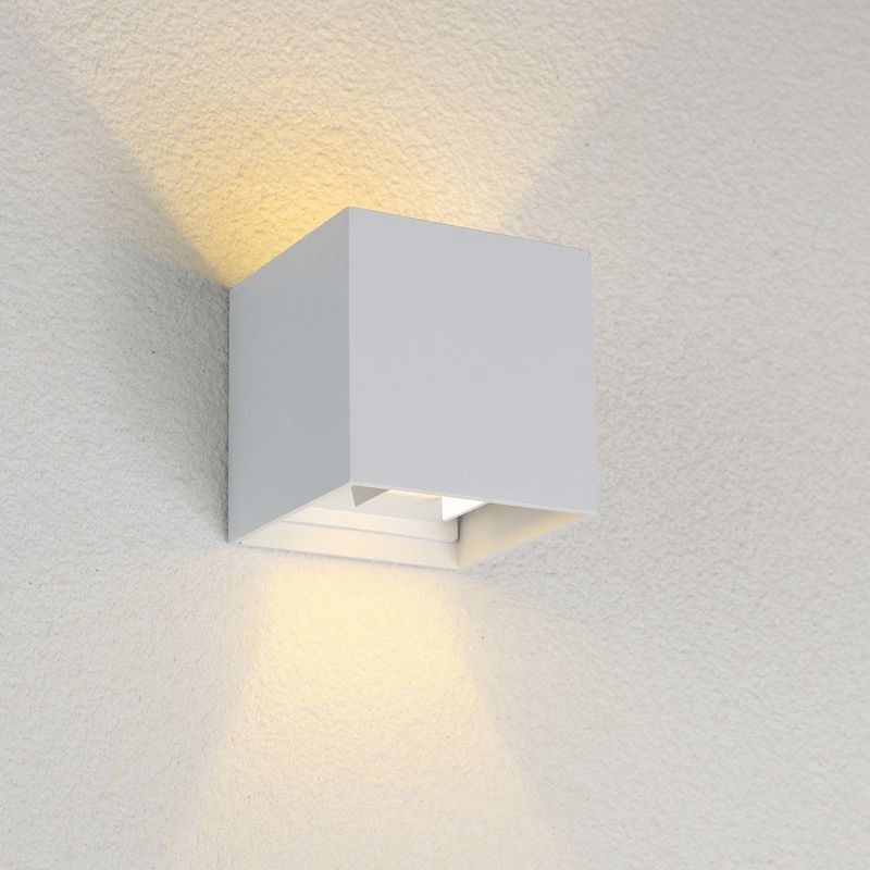 Witte buitenlamp aluminium, Dion, 6W, dim to warm LED, IP54