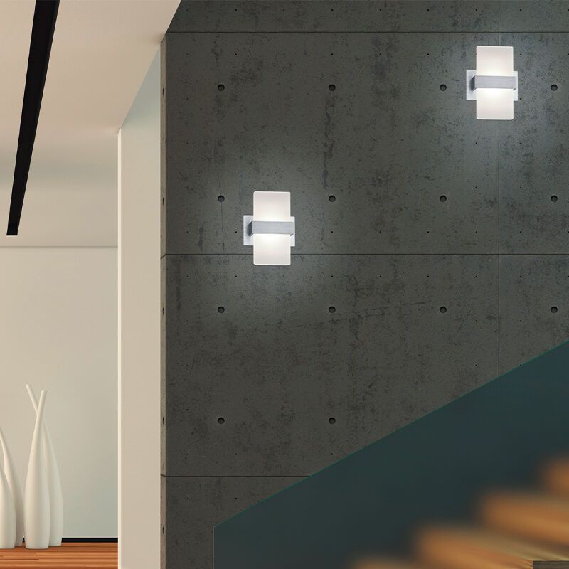 Grijze up down wandlamp, Leontien, 4,3W, 3000K LED, met schakelaar Grijze up down wandlamp, Leontien, 4,3W, 3000K LED, met schakelaar