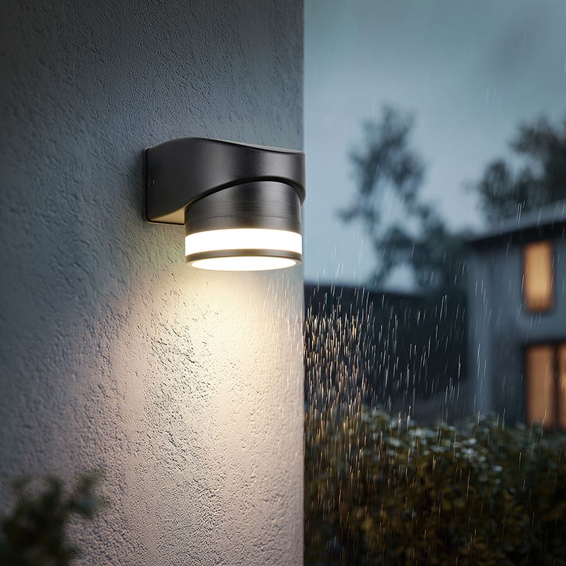 Zwarte buitenlamp modern, Neslihan, IP44