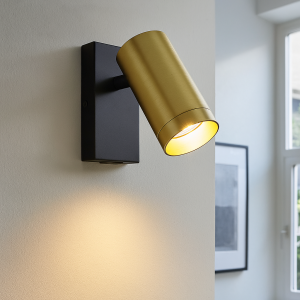 Moderne wandspot messing, Nadi, met schakelaar