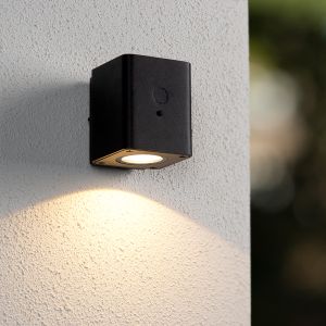 Zwarte buiten wandlamp op zonne-energie modern, Ramin, 1W, 2850K LED, IP54