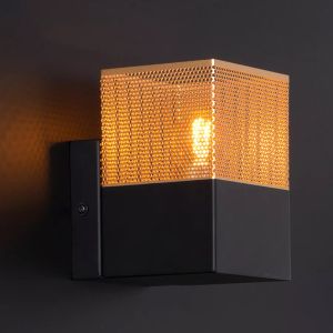 Zwarte wandlamp Renate, metaal