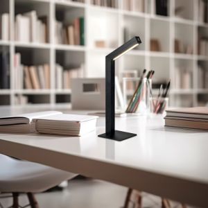 Zwarte oplaadbare tafellamp modern, Reijer, 2W, 3000K LED, met touchdimmer