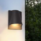 Moderne buiten wandlamp met schemersensor zwart, Luana, IP43