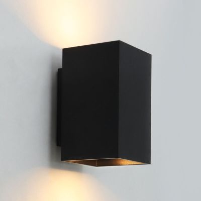 Zwarte wandlamp Friso, zwart