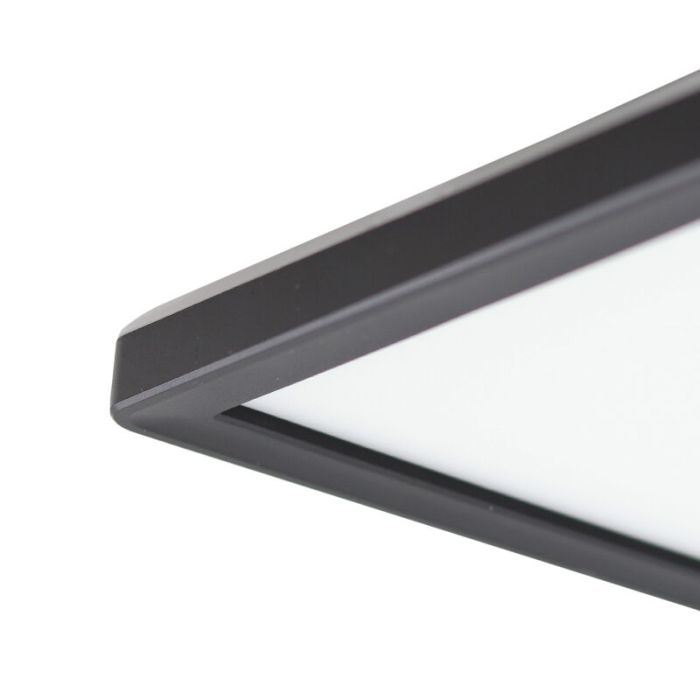 Zwarte badkamer plafondlamp Shivani, vierkant, IP44, 8W, 3000K LED