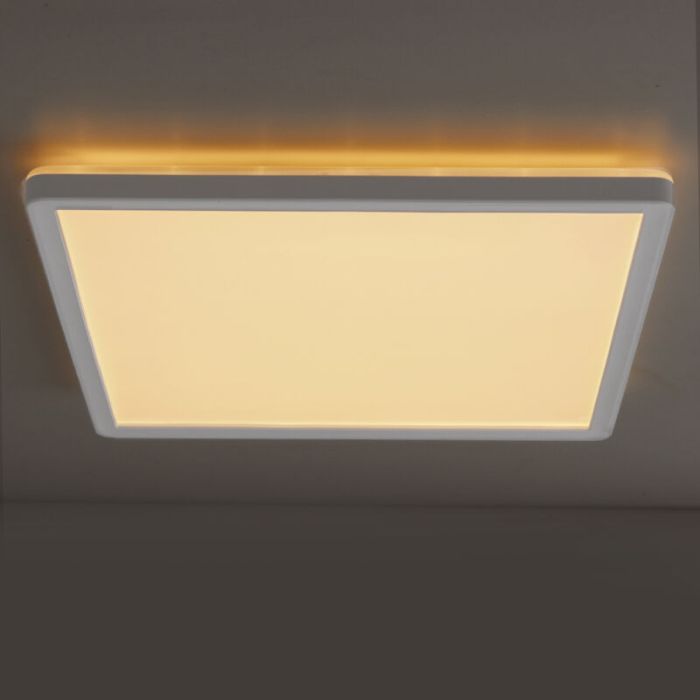Witte plafonnière Shona, vierkant, 3-staps dimbaar, 22w, 3000K LED