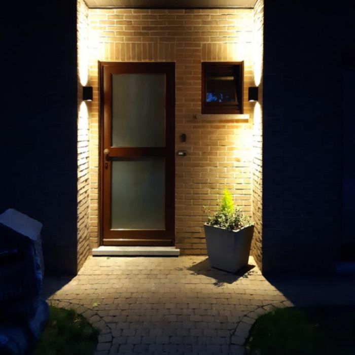 Zwarte buitenlamp Corella groot - modern