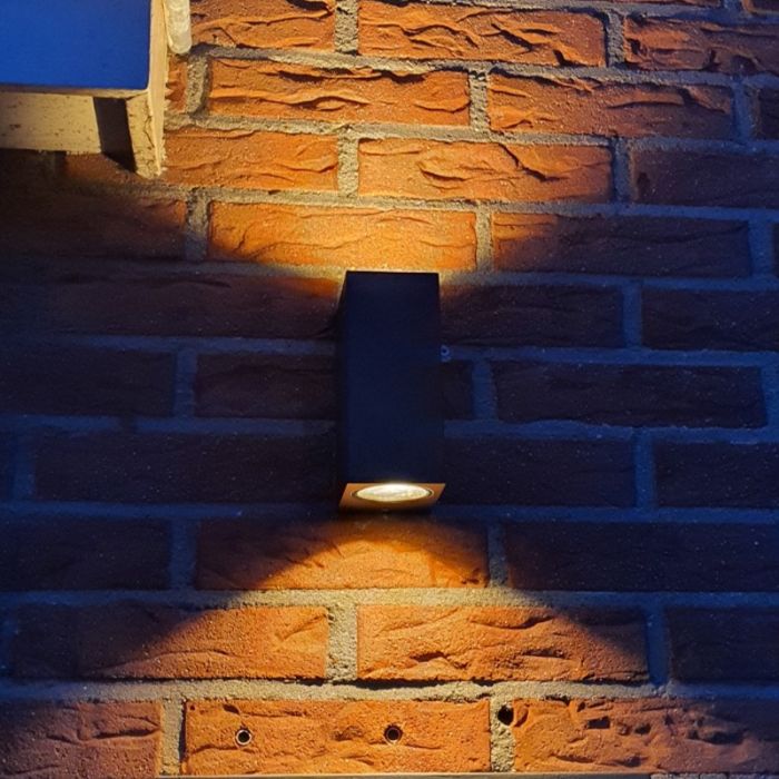 Zwarte buitenlamp Corella groot - modern