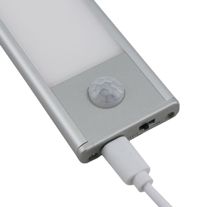 Zilveren kastlamp Ilana, kunststof, 1W, 3000K LED