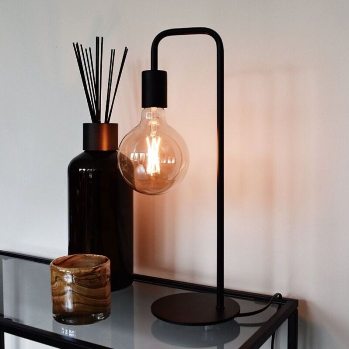 Dimbare Calex E27 LED filament lamp amber, 4,5W, 2100K
