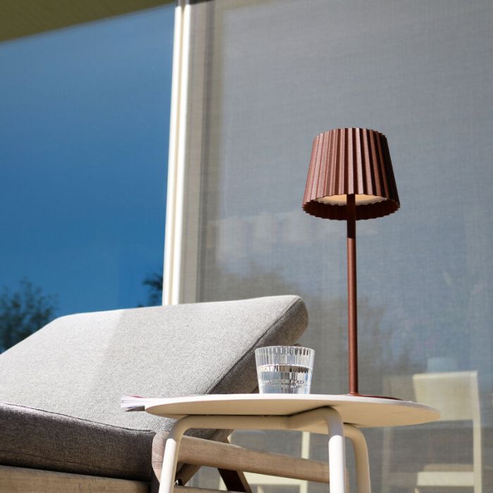 Roestkleurige buiten tafellamp landelijk, Justine, 2W, 2700K LED, IP54, met touchdimmer