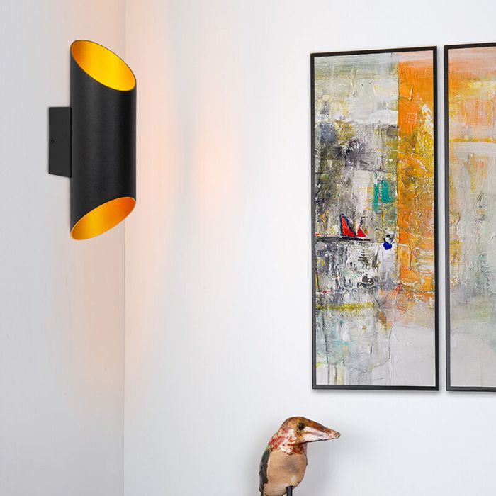 Zwarte moderne wandlamp, Quirijn, metaal