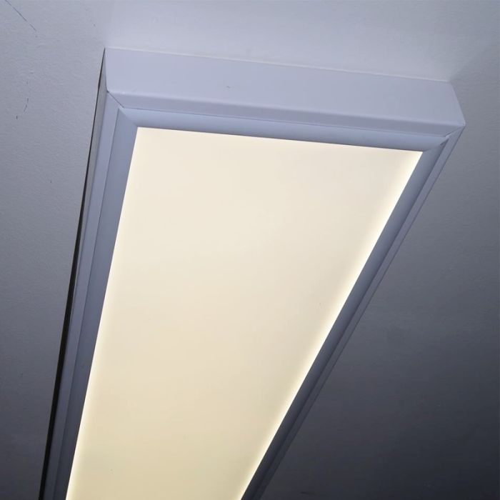 Opbouwframe voor 30x150 cm LED panelen