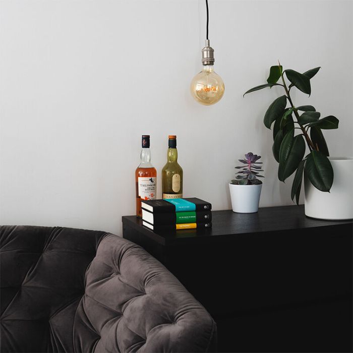 Dimbare E27 LED lamp met home filament, G125, 4,5W, 1800K (kaarslicht)