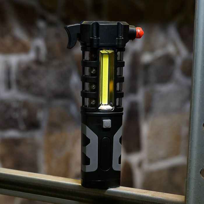 Zwarte looplamp Charley met veiligheidshamer, 3w, IP20, 6500K, op AA-batterijen