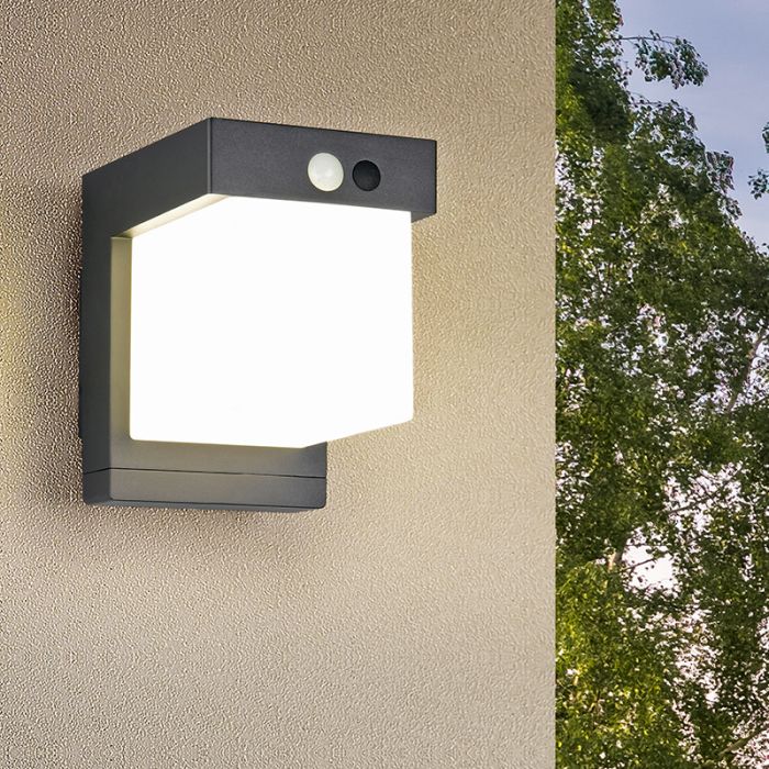 Zwarte buiten wandlamp op zonne-energie modern, Kadija, 5,5W, 4000K LED, IP44